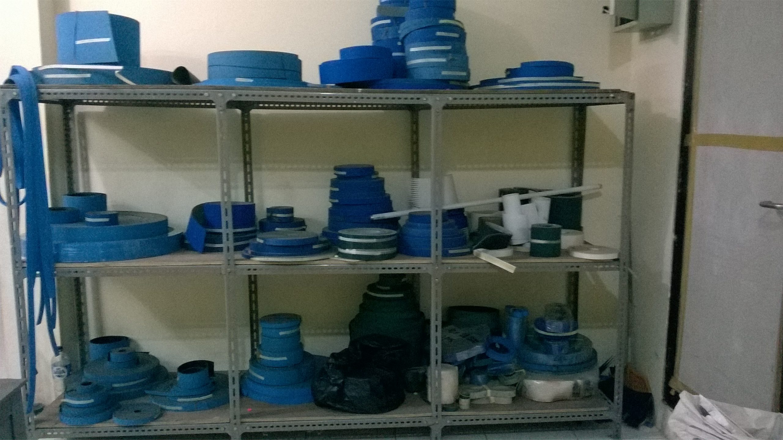 Wide range of flat belts type can be custom made to exactly fit a particular application or specific customer needs