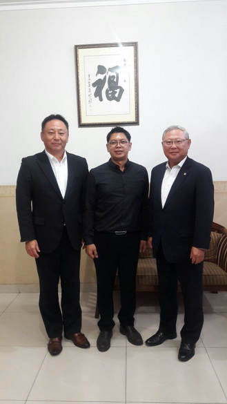 Mr.An Handogo when receiving Motonobu Nitta The President of Nitta Corporation during his visit to PT San Pasific Abadi