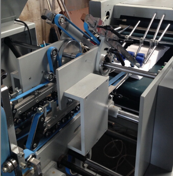 Flat belt that minimizing downtime on the folder gluer machine